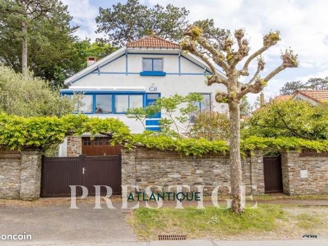 Villa 7 pièces 145 m²