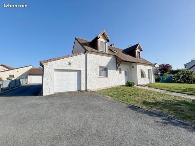 Villa 7 pièces 145 m²