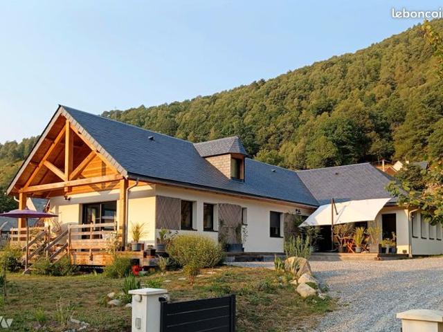 Villa 7 pièces 145 m²