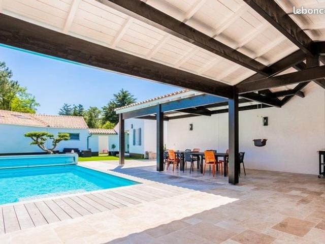 Villa 7 pièces 145 m²