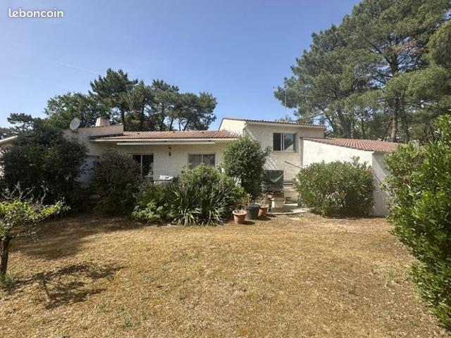 Villa 7 pièces 146 m²
