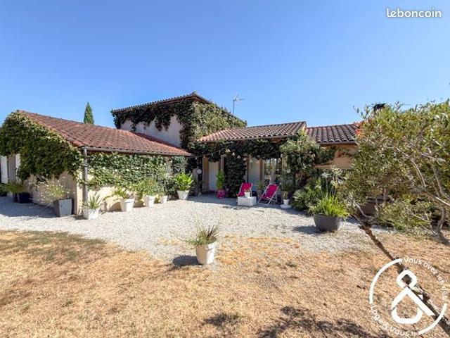 Villa 7 pièces 147 m²