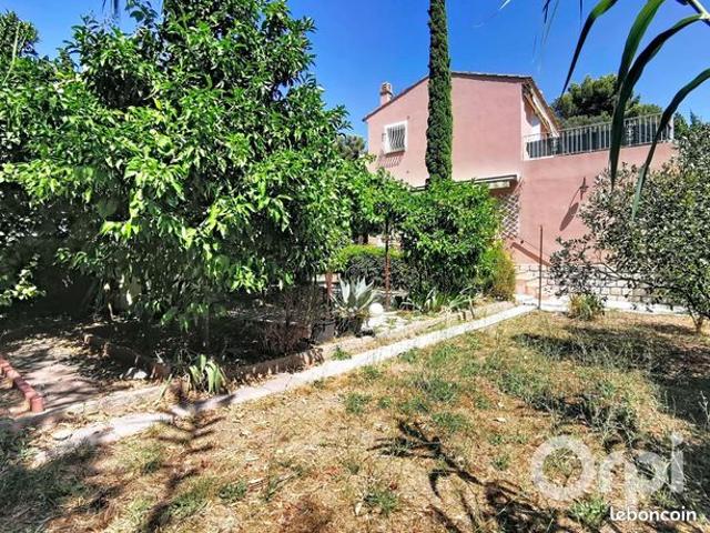 Villa 7 pièces 147 m²