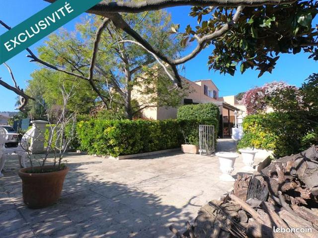 Villa 7 pièces 148 m²