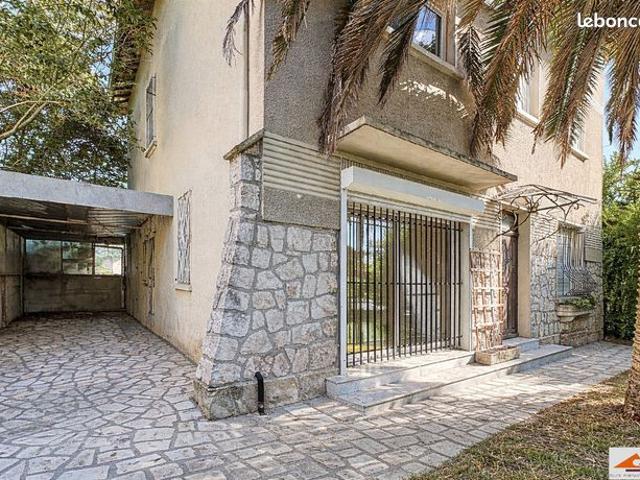 Villa 7 pièces 150 m²