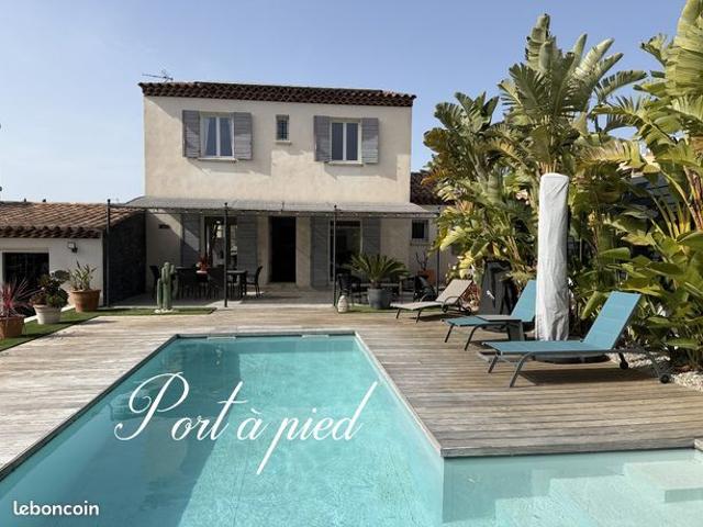Villa 7 pièces 150 m²