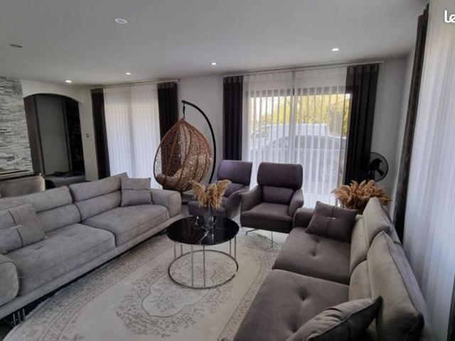 Villa 7 pièces 150 m²