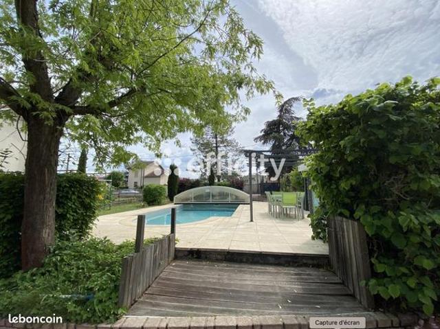 Villa 7 pièces 150 m²