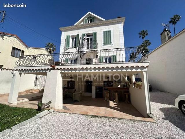 Villa 7 pièces 150 m²