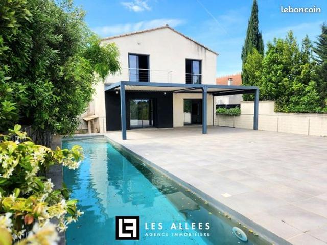Villa 7 pièces 150 m²