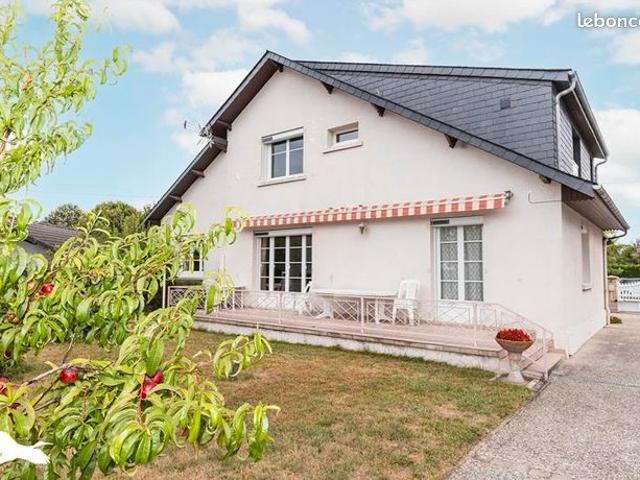 Villa 7 pièces 150 m²