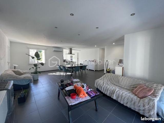 Villa 7 pièces 150 m²