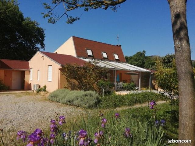 Villa 7 pièces 150 m²