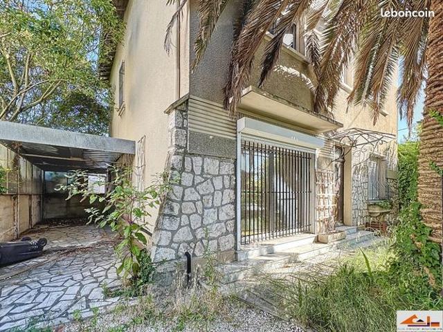 Villa 7 pièces 150 m²