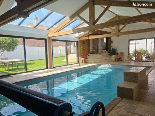 Villa 7 pièces 160 m²