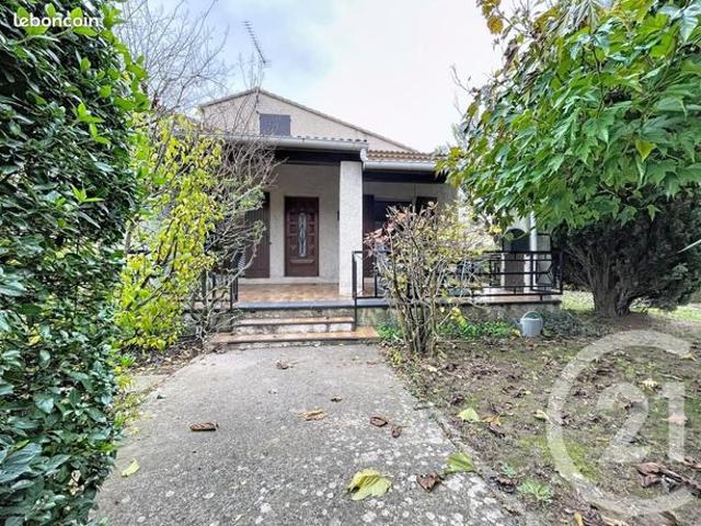 Villa 7 pièces 151 m²
