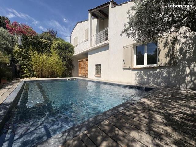 Villa 7 pièces 152 m²