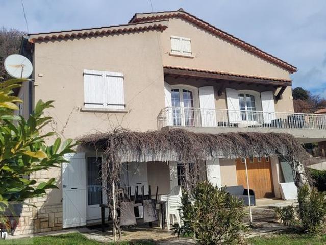 Villa 7 pièces 154 m²