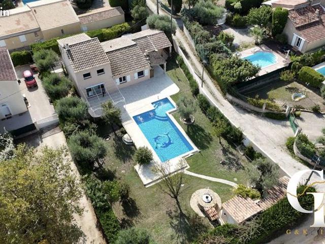 Villa 7 pièces 154 m²