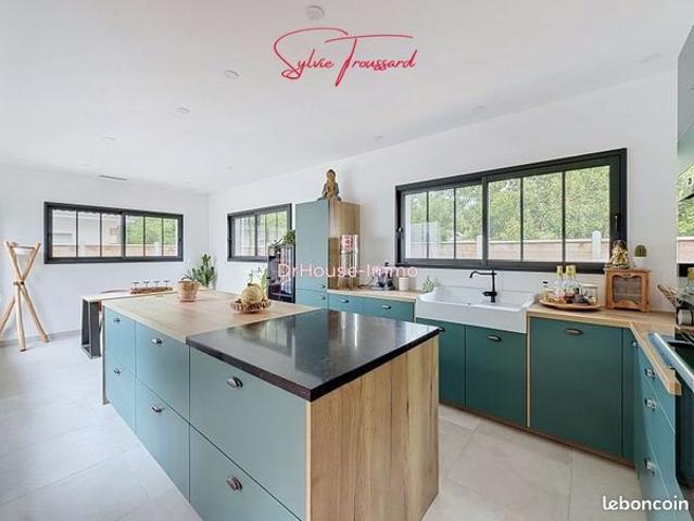Villa 7 pièces 154 m²