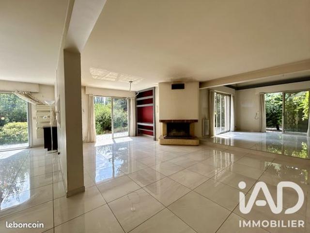 Villa 7 pièces 154 m²