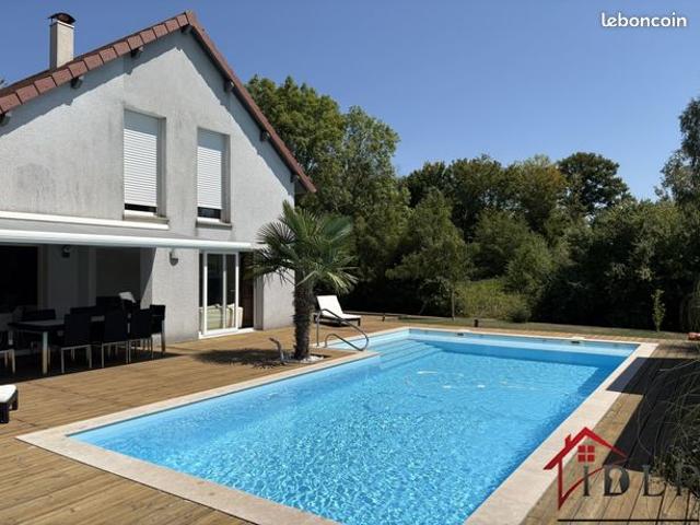 Villa 7 pièces 155 m²