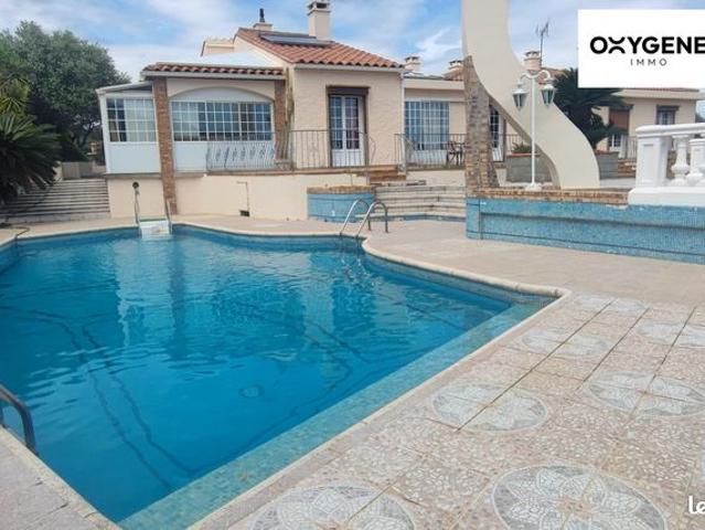 Villa 7 pièces 158 m²