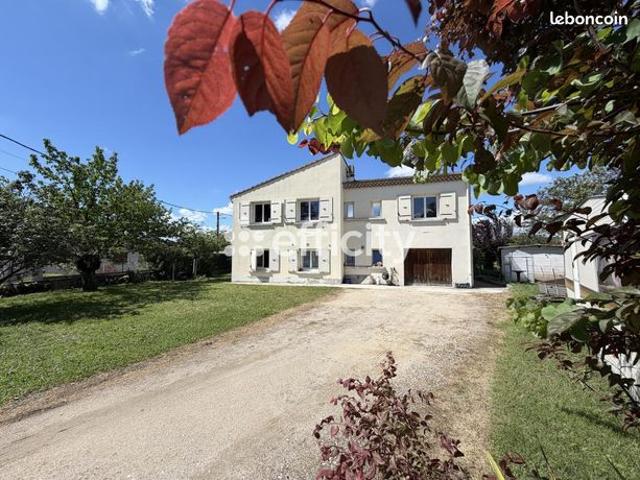 Villa 7 pièces 159 m²