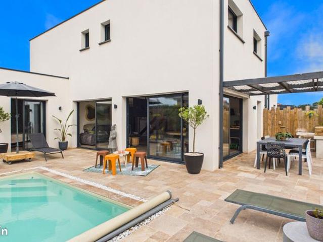 Villa 7 pièces 160 m²