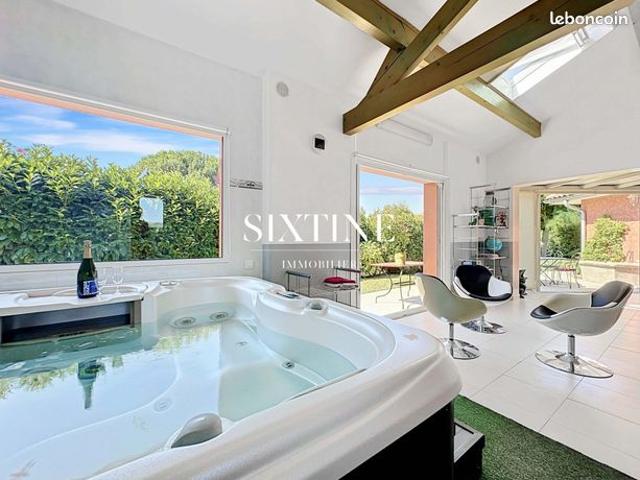 Villa 7 pièces 160 m²