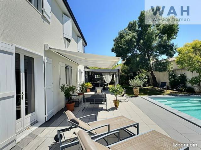 Villa 7 pièces 160 m²