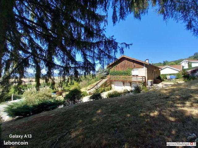 Villa 7 pièces 160 m²