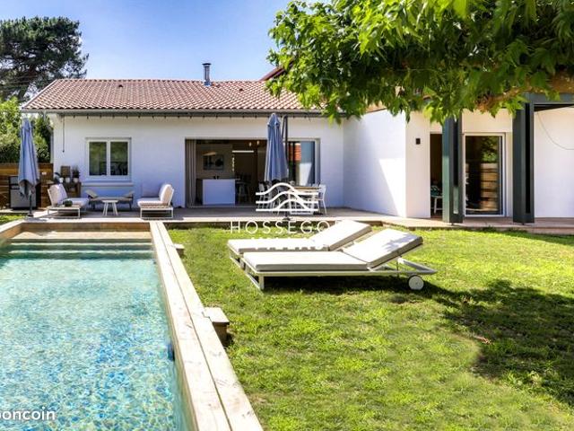 Villa 7 pièces 160 m²
