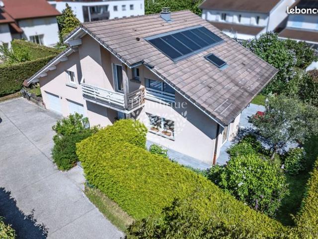 Villa 7 pièces 161 m²