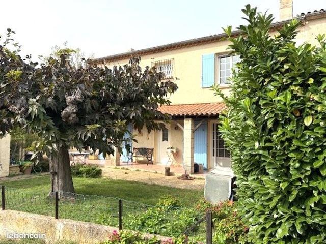 Villa 7 pièces 163 m²
