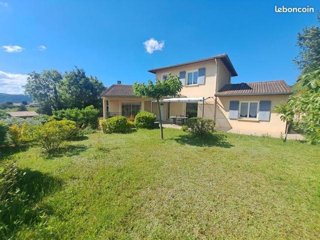 Villa 7 pièces 164 m²