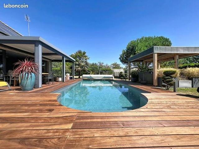 Villa 7 pièces 164 m²