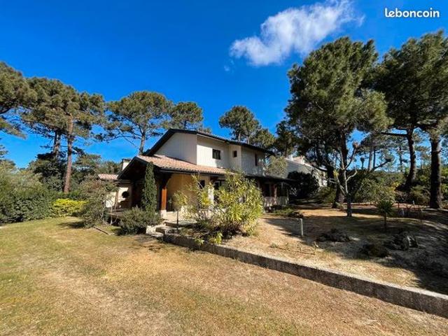 Villa 7 pièces 164 m²