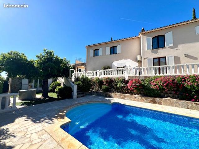 Villa 7 pièces 164 m²