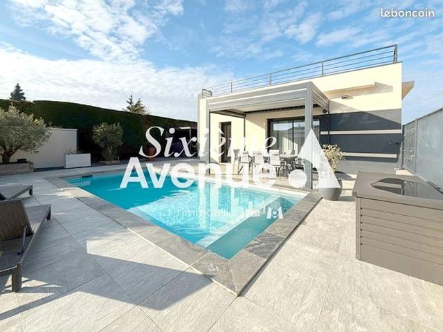 Villa 7 pièces 165 m²
