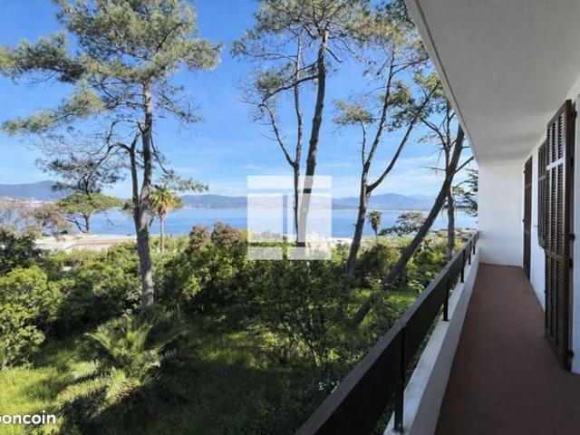 Villa 7 pièces 165 m²