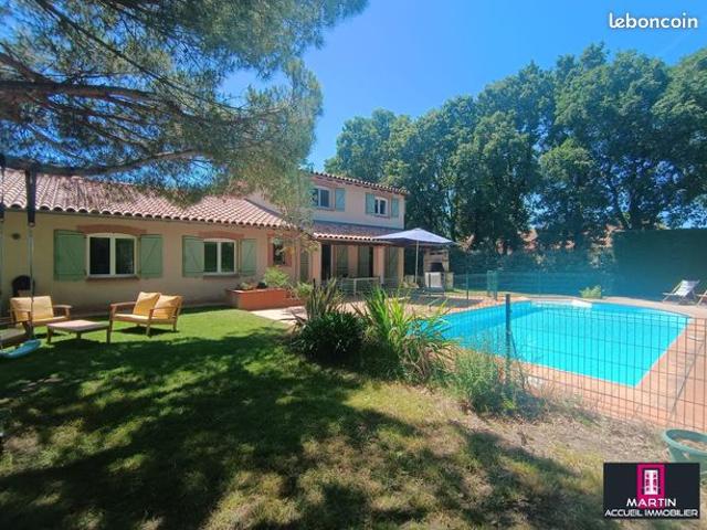 Villa 7 pièces 165 m²