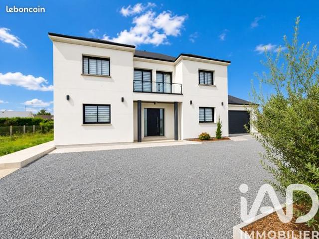 Villa 7 pièces 166 m²