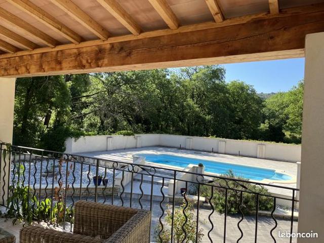 Villa 7 pièces 167 m²