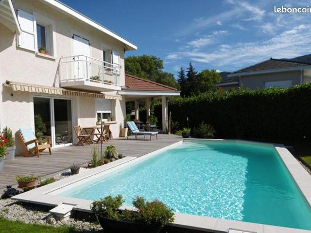 Villa 7 pièces 168 m²