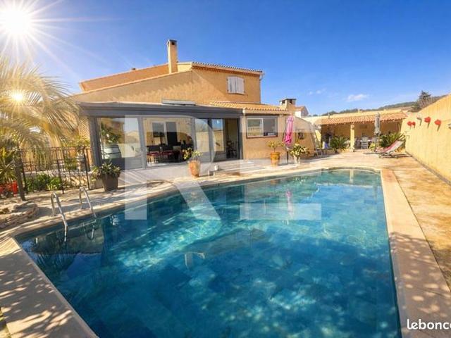 Villa 7 pièces 169 m²