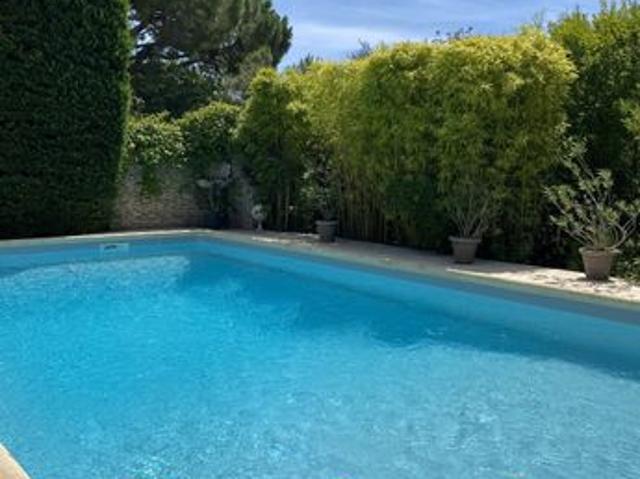 Villa 7 pièces 170 m²