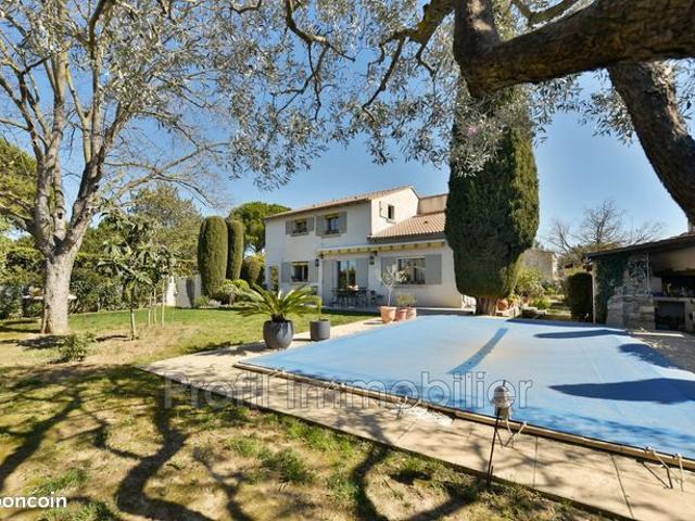 Villa 7 pièces 170 m²