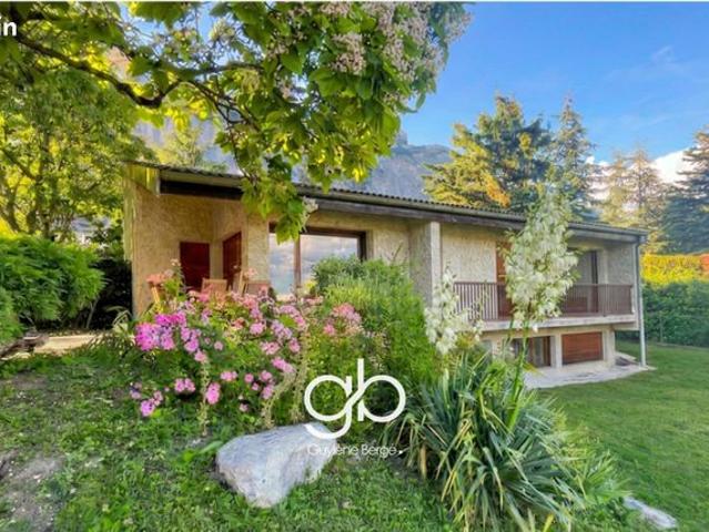 Villa 7 pièces 171 m²