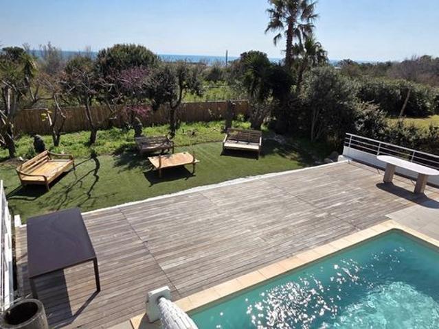 Villa 7 pièces 172 m²
